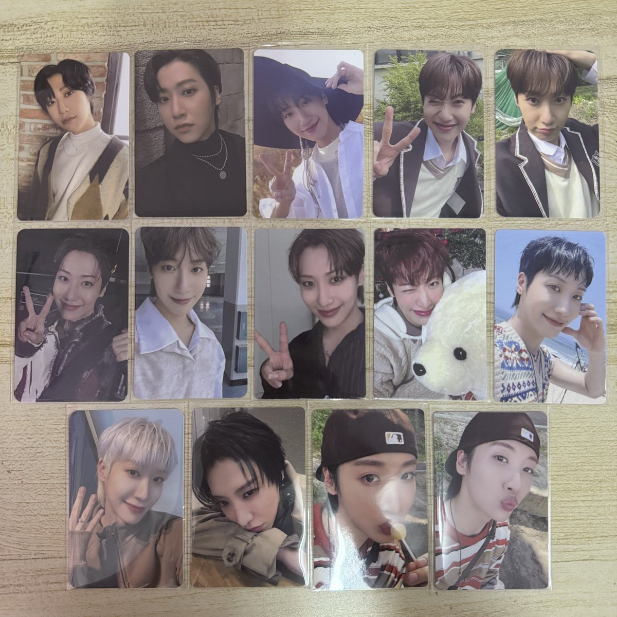 wevespace's tweet photo. [ wts / on hand ] onewe photocard / albums

💰 RM10 each unless stated. please refer photos for price!

📌 exc postage

claim here 👉🏻 https://t.co/sGY5S32WtF

#pasarONEWE https://t.co/zv6wfaLEgm