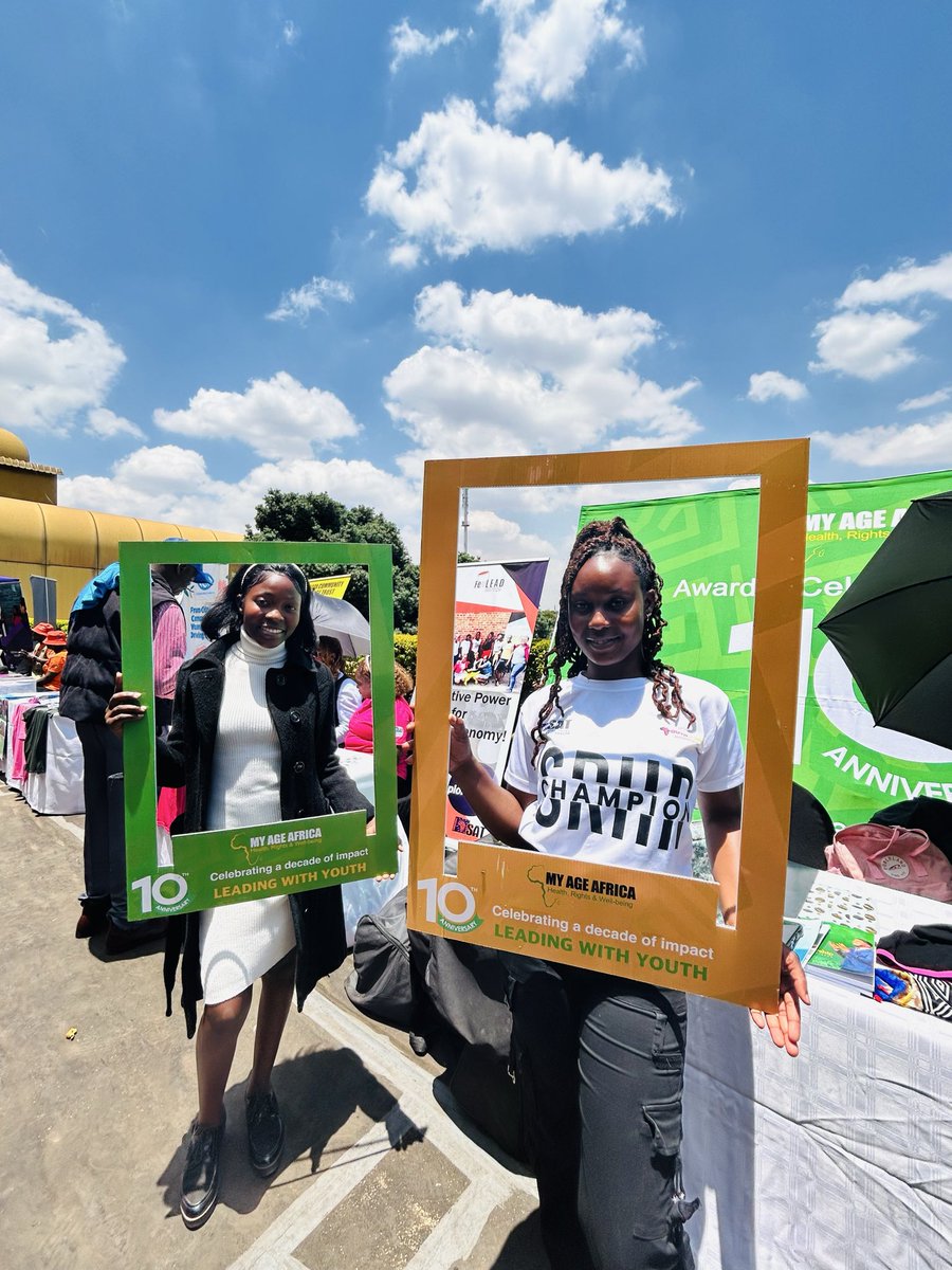 MyAgeAfrica's tweet photo. Happening now!! My Age Africa participation in #SRHRIndaba hosted by @SATZimbabwe! We're honored to contribute to discussions on advancing reproductive health services in Zimbabwe & showcase our work #ReproductiveHealthMatters https://t.co/OKlHES4Wxx