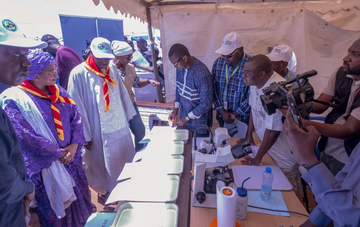 Vector control is no simple task. It requires local experts who are able to adapt in real time to complex and changing ecosystems.

At ACEME, our goal is to build the capacity of researchers.