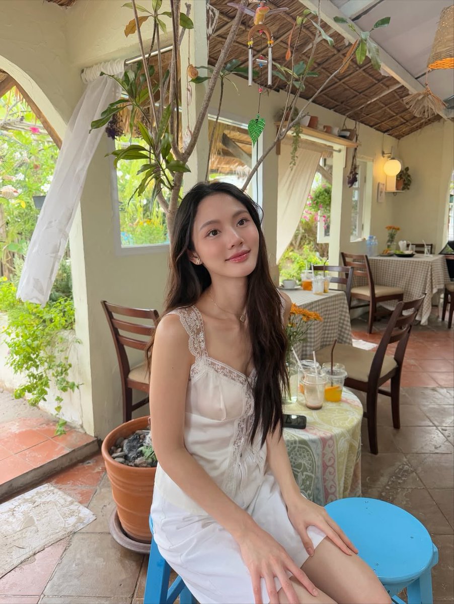 kathy888tao's tweet image. 🤍✨Simple beauty~
LOVE RADICALLY LOOKMHEE 24
#LMlookmhee  
#ลูกหมีปัญญาพัชร