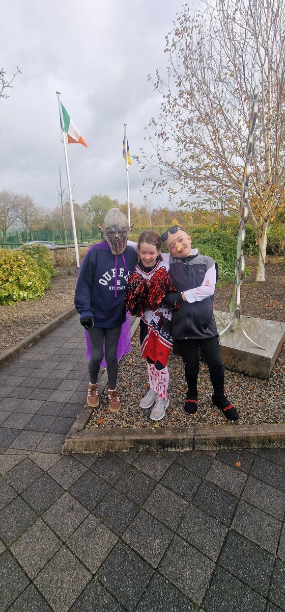 Spooky goings on in our Senior Room this morning. Great costumes from all our boys and girls in Juniors and Seniors #Halloween2025 🎃🧙‍♀️👻🧙‍♀️🎃🧙‍♀️🎃👻