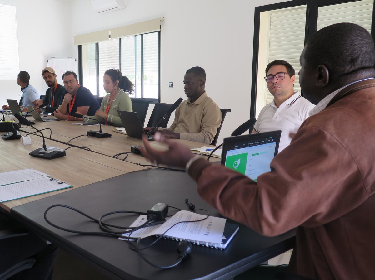 OSS_Comms's tweet image. The @GmesNorthAfrica consortium launches FarmBot, an AI-powered chatbot that uses satellite imagery to detect and predict crop diseases, a significant step toward smarter, more sustainable agriculture.
oss-online.org/en/FarmBotlaun…