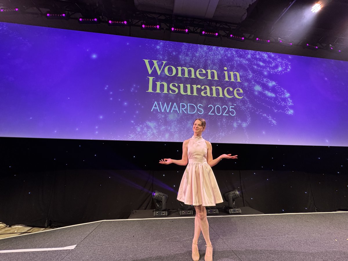RebuildCost's tweet image. A huge congratulations to all the winners and finalists at the Women in Insurance Awards! 
Thank you to the Women in Insurance team for hosting such a fantastic event. Here's a few photos of our team enjoying  truly a fabulous night celebrating success across our industry