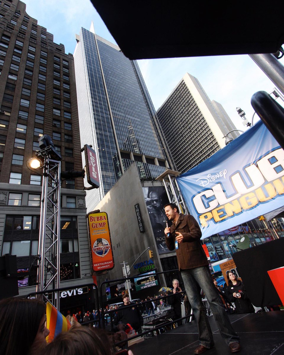 Club Penguin Collectors tweet media