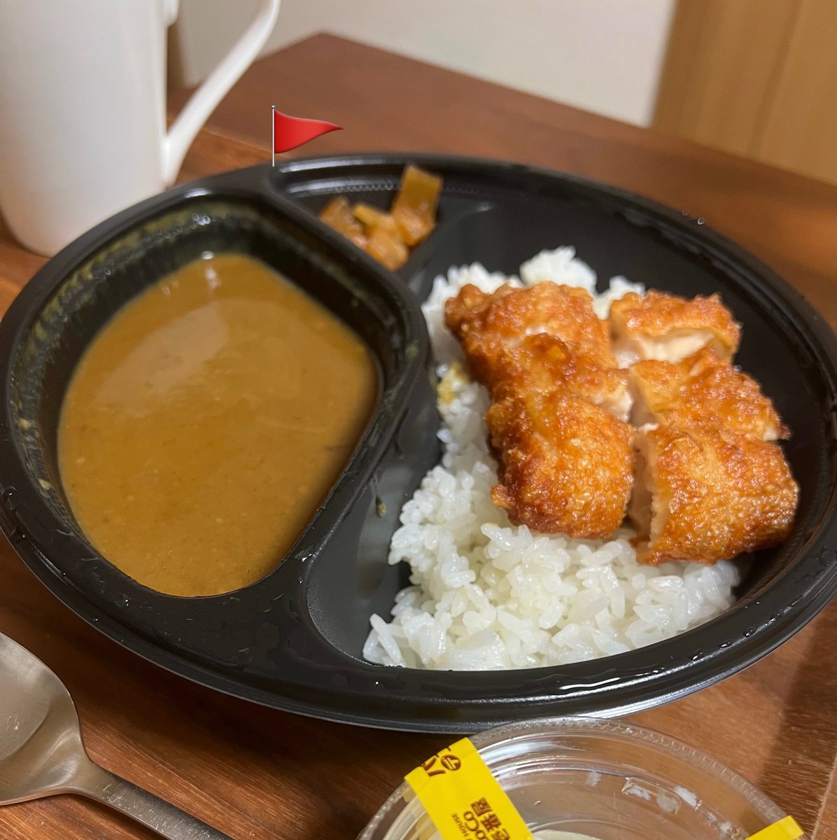 hotcakecooksan's tweet photo. #2BROカレー決戦
#弟者カレー
❤️💙💚🎮🍛
カレー（好き）＋チキン（好き）＋半熟たまご（好き）という神？🐈な組み合わせでした😍 https://t.co/ohbJoPFHSn