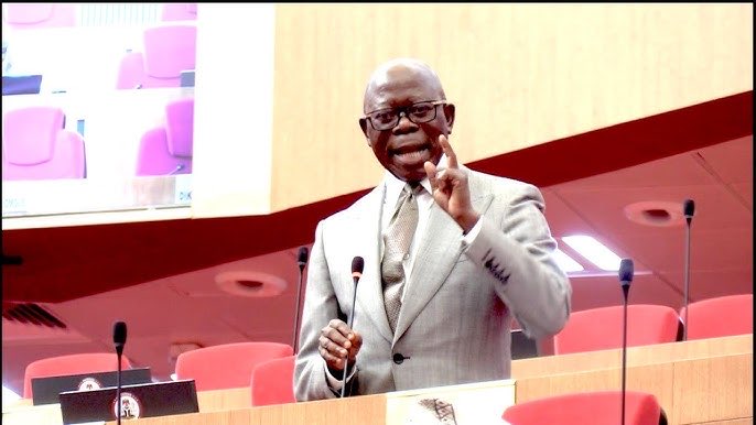 I watched Osho Baba talking about free and fair elections, and it was like a cat warning fish about greed.

It's like the man who taught thugs how to crawl is now warning us about their footsteps.

Our hypocrisy deserves an award.

#NaijaIrony #PoliticalComedy #OshoBaba