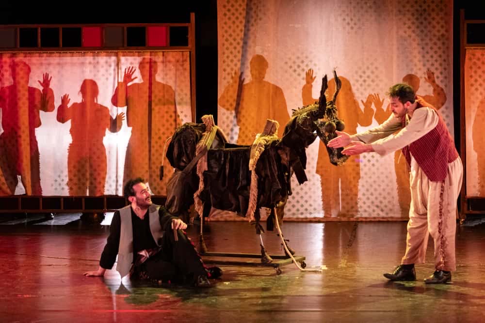 “EŞEĞİN GÖLGESİ” 
Bu akşam 20.00’de Leyla Gencer Sahnesi’nde.

Biletler;
biletinial.com'da ve gişede.