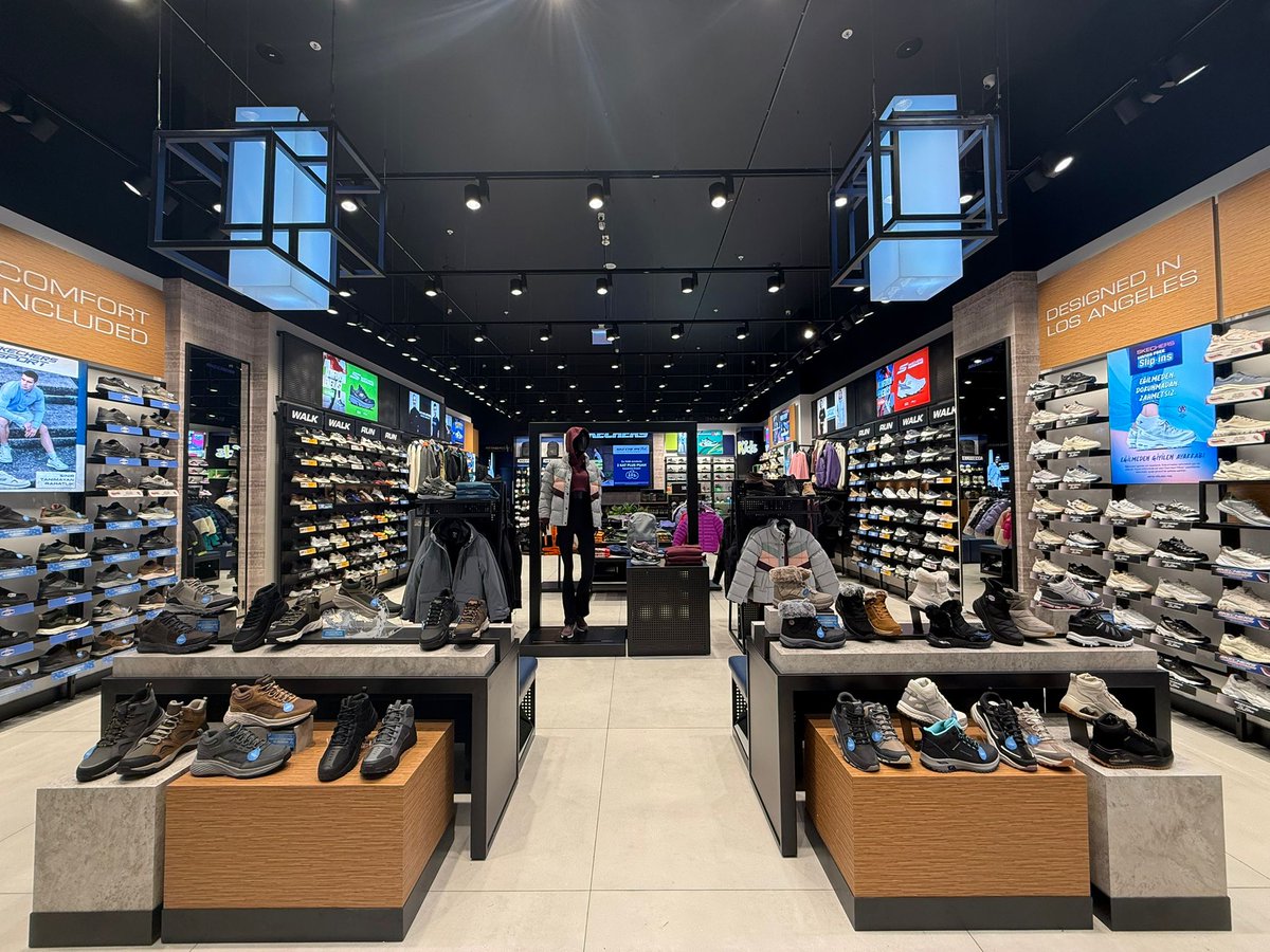 Skechers Meydan İstanbul'da açıldı! 👟✨

Konfor, stil ve teknolojiyi bir araya getiren @skecherstr artık Meydan İstanbul AVM’de!

Yeni koleksiyonları keşfetmek, her adımda fark yaratmak için seni mağazamıza bekliyoruz.

📍 Meydan İstanbul AVM – Moda Merkezi, Zemin Kat

#Skechers