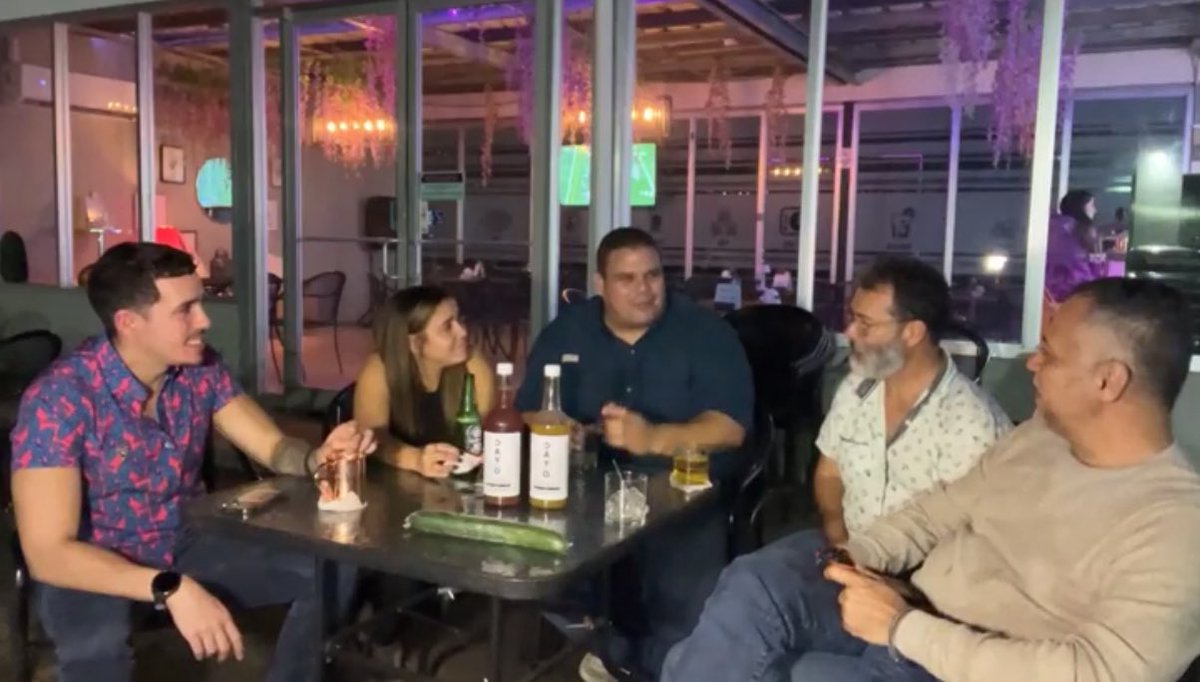 luisomar2020's tweet photo. El podcast que se está quedando con todo a las 10 pm La Última Ronda de la Revista El Portal https://t.co/NdKzzrPvDs