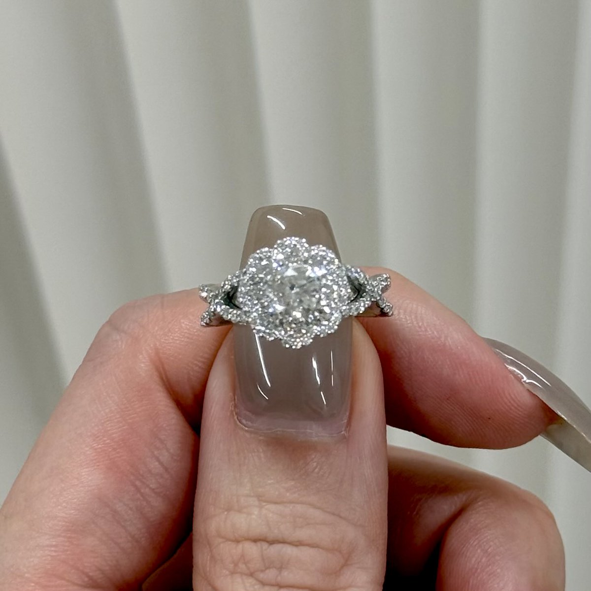 連休セール❗【天然】クロムトルマリン ダイヤモンド ペンダント 数量限定 クロムスフェーン ダイヤモンド リング ローリエ 指輪 PT900