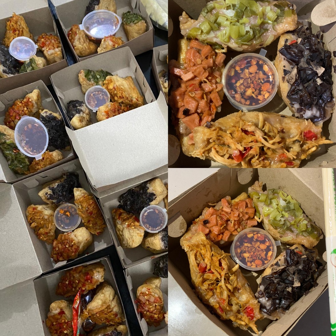 guis ada yang mau tahu bakso topping?? 15k dapet 4pcs free chili oil lohh, dom jogjaa nii bisa delivery yaaa, yang mau bolee komen ajaaa nanti sender muncul keyy😚🫶🏻