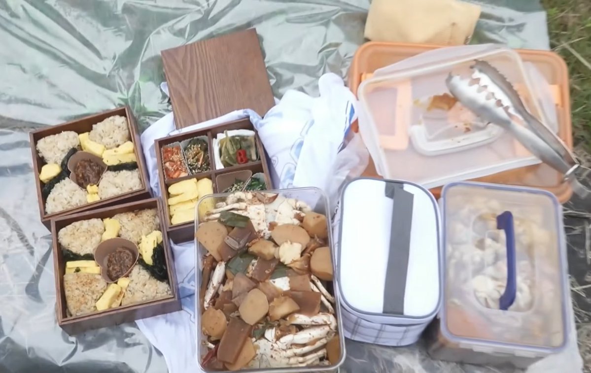 freakeychoice's tweet image. if Lee Jangwoo has his fiancée packed his lunch for him,
Choi Minho has Kim Kibum (??)😆🤣