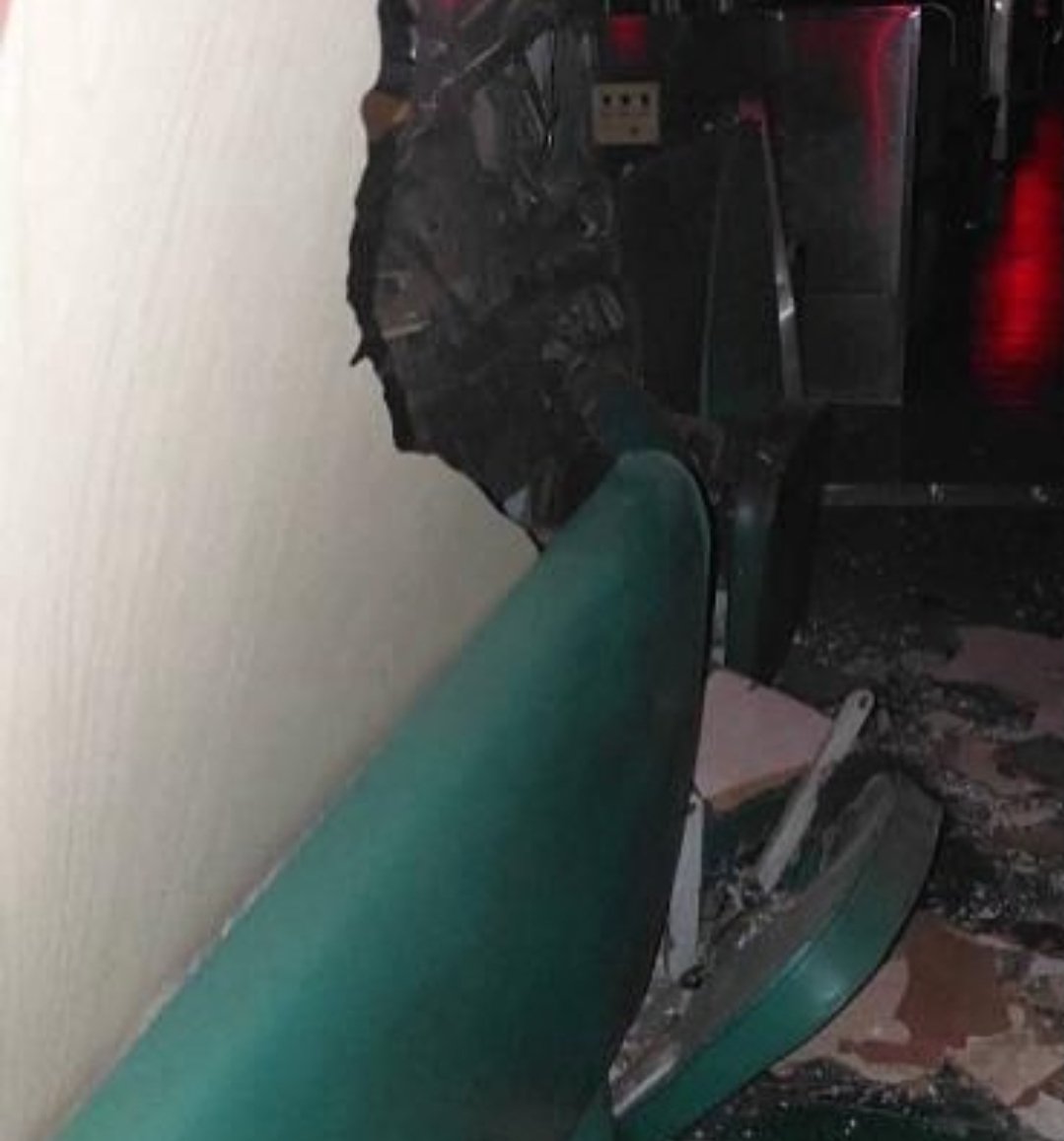 Dos formaciones del ferrocarril Urquiza chocaron ayer en San Miguel. DOCE heridos.
¿Lo viste en medios? Mejor no lo divulguen, no vaya a ser cosa que alguien relacione la falta de obras e inversión con las tragedias que se nos puedan venir.