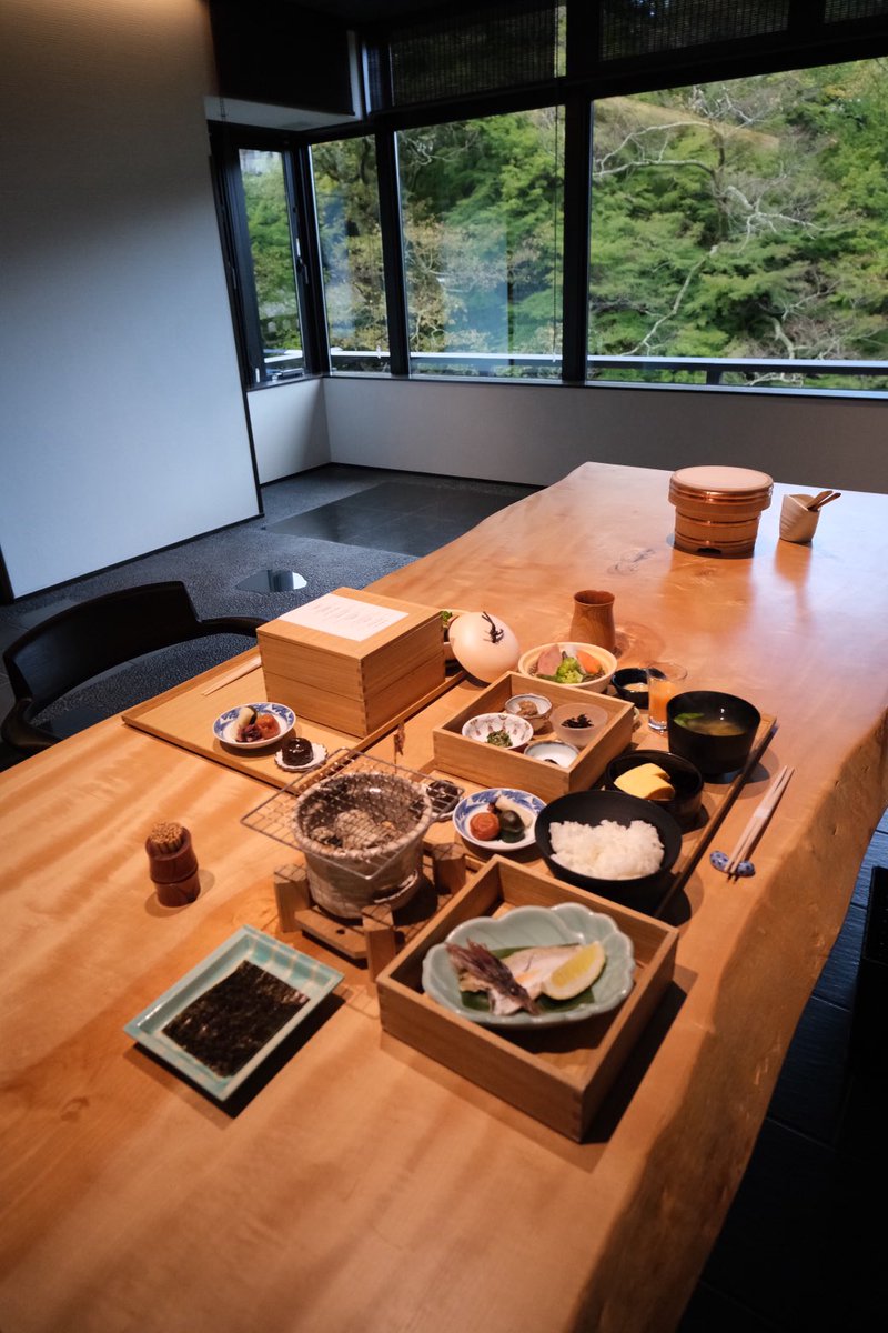 YukariSakamoto's tweet image. #Japanesebreakfast at ⁦@hanamurasaki__⁩ in #YamanakaOnsen, #Ishikawa.

#foodsaketokyo