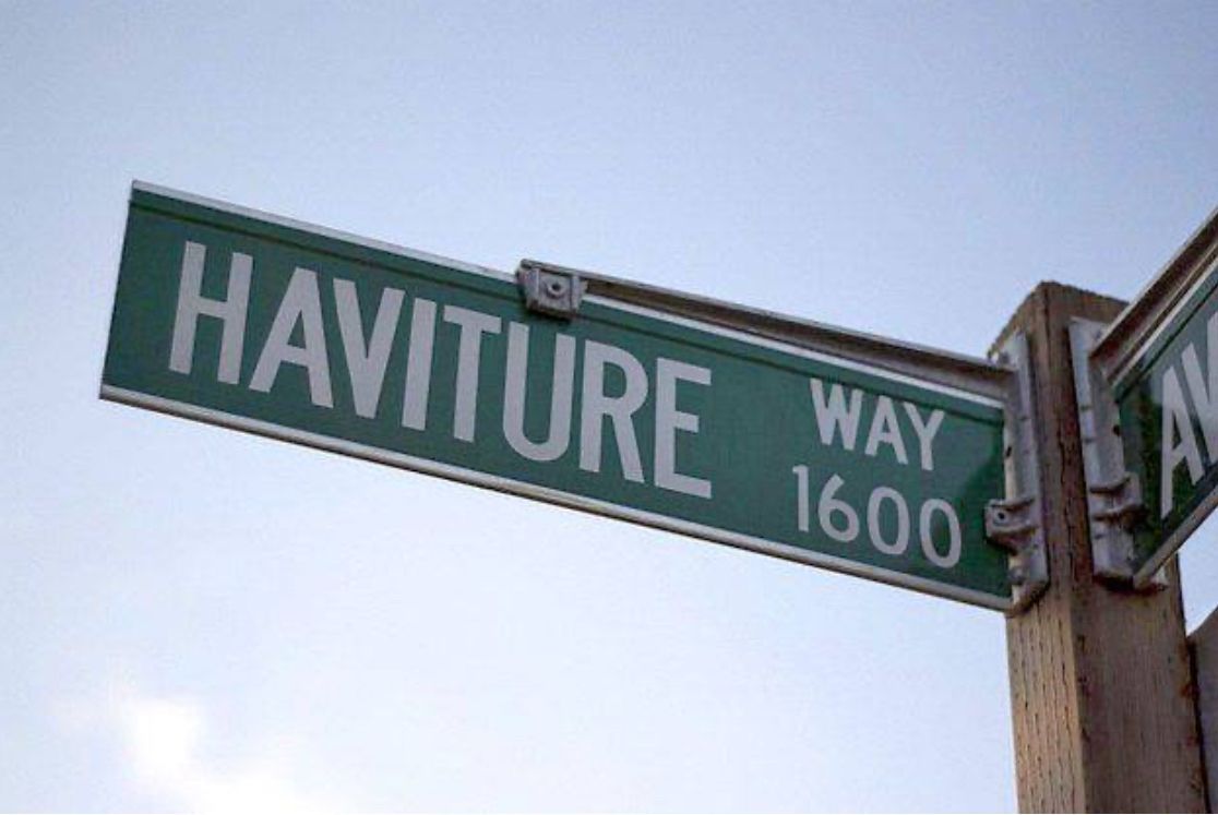 What's the funniest street name you ever remember seeing? 🤣

#CityWithASenseOfHumor

#ThingsRealtorsSee  #nebraskarealty #teambober #NR2025