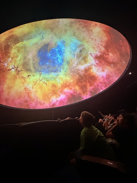 MMSTrojans's tweet image. 🚀 Last Friday, the 6 Red Team had an amazing time at MCC! 🌌 Exploring the planetarium and all its wonders was a blast! #TrojanNation #ScienceEd