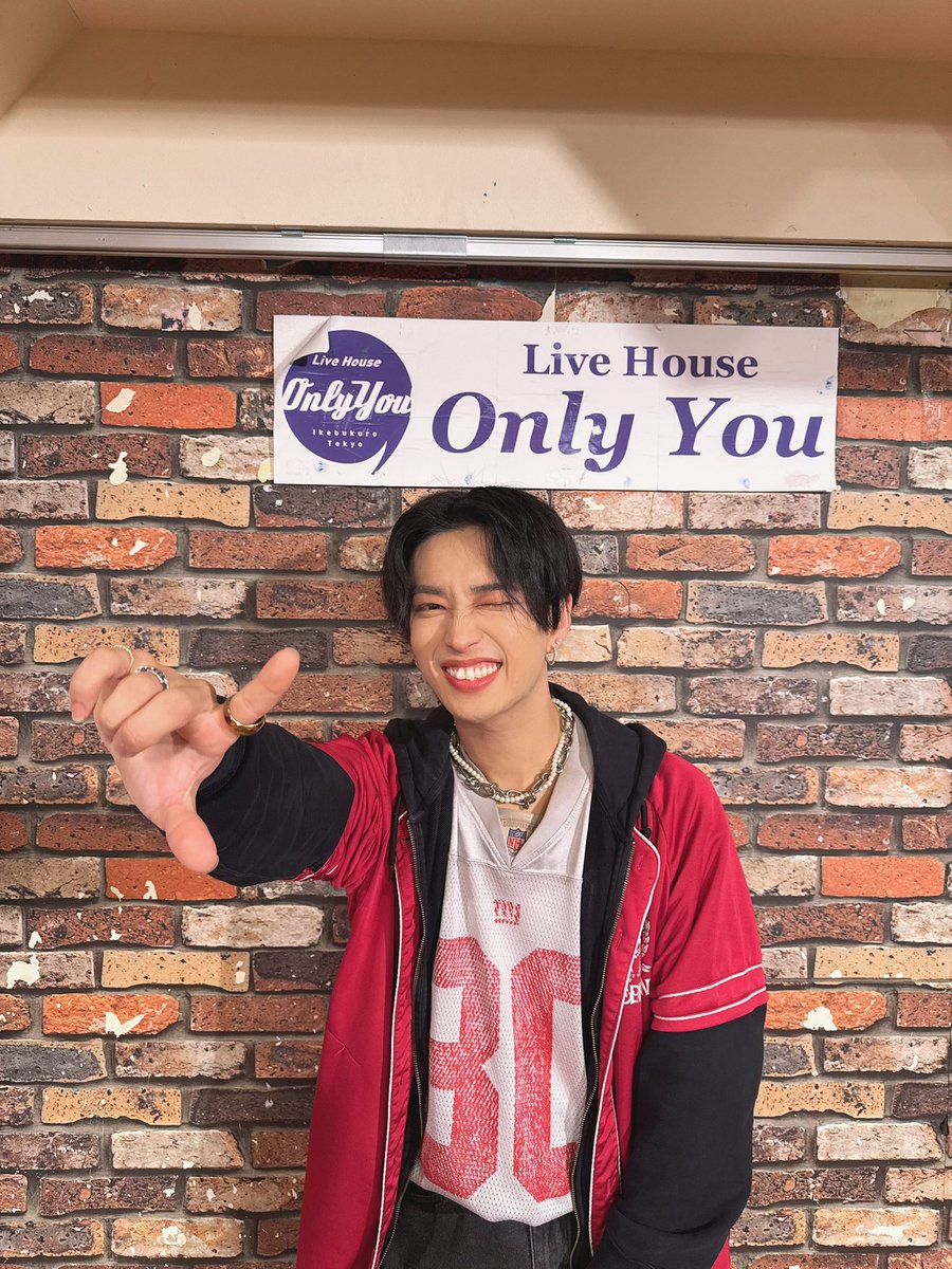 njs_shuta's tweet image. LINK UP vol.6
ありがとうございました🔥

今月も僕達の集まる場所を作ってくれてありがとう😊
僕にとって宝物のような時間です🌟

そんか今日はずっとお世話になってるDarli&apos;aの皆さん！
コラボステージも最高に楽しかった😆

次回のLIVEも今日を越える。

#NJS #NEWJPNSWING #森重秀太