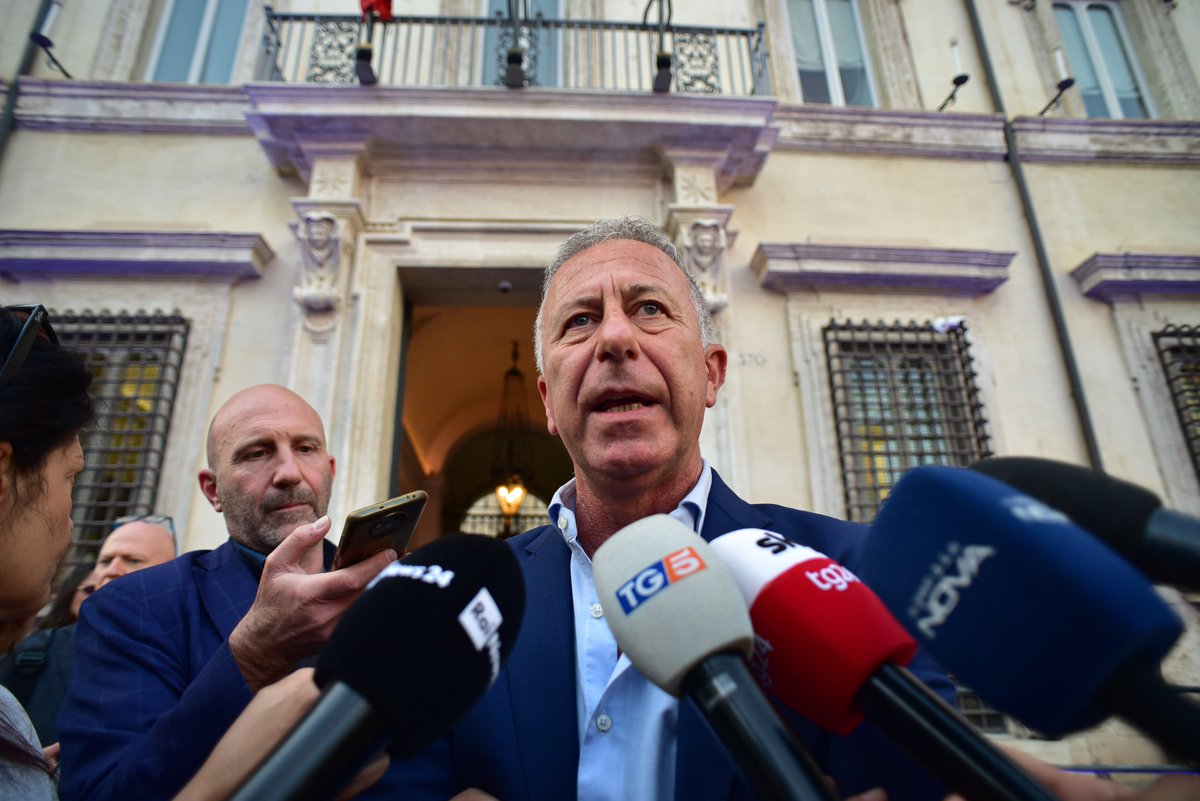 📍#citazioniugl 𝐀𝐮𝐭𝐨𝐦𝐨𝐭𝐢𝐯𝐞, <a href="/uglspera/">Antonio Spera</a> <a href="/UglMetalm/">UGL METALMECCANICI</a>  "𝐔𝐄 𝐜𝐚𝐦𝐛𝐢 𝐫𝐞𝐠𝐨𝐥𝐞 𝐜𝐨𝐧𝐢𝐮𝐠𝐚𝐧𝐝𝐨 𝐥𝐚 𝐫𝐢𝐝𝐮𝐳𝐢𝐨𝐧𝐞 𝐝𝐢 𝐂𝐎𝟐 𝐜𝐨𝐧 𝐬𝐚𝐥𝐯𝐚𝐠𝐮𝐚𝐫𝐝𝐢𝐚 𝐢𝐧𝐝𝐮𝐬𝐭𝐫𝐢𝐚 𝐞 𝐨𝐜𝐜𝐮𝐩𝐚𝐳𝐢𝐨𝐧𝐞" 
agenziastampaitalia.it/politica/polit…