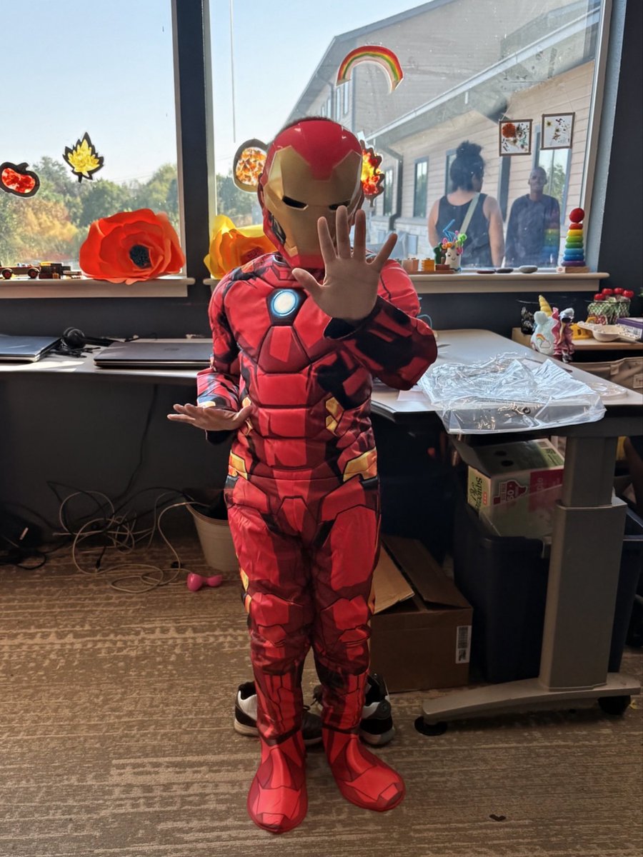 yalloweentx's tweet photo. There’s no better sight than kids getting costumes!  

We’re Y’alloween, Texas’s only Halloween nonprofit.  We help get kids in need in costumes.  

There is still time to donate! Visit the link in our bio to donate or help today! https://t.co/wM5XamZmGN