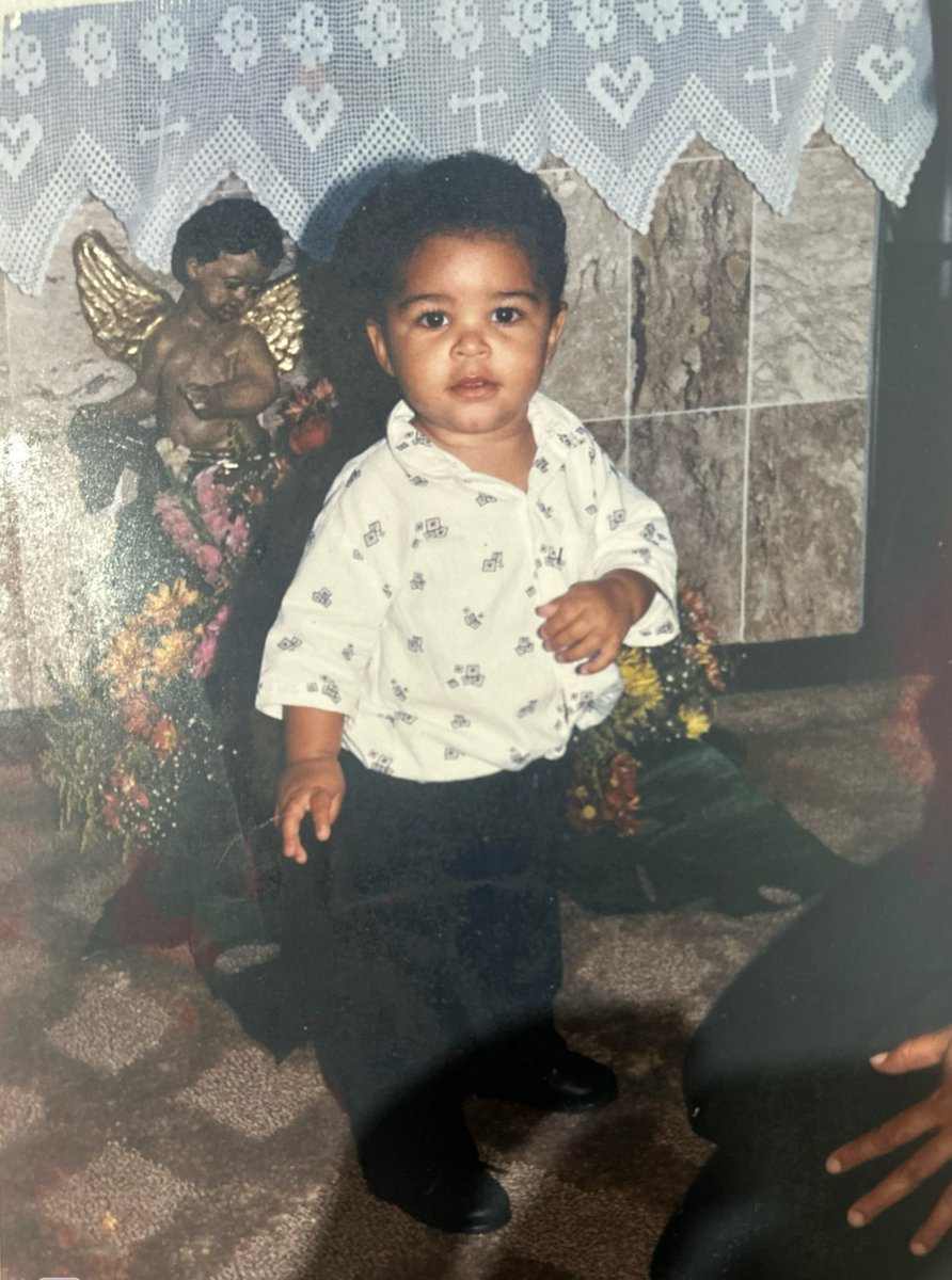 arthwr_'s tweet photo. happy birthday to me ✨
25y https://t.co/KymQbXbSVm