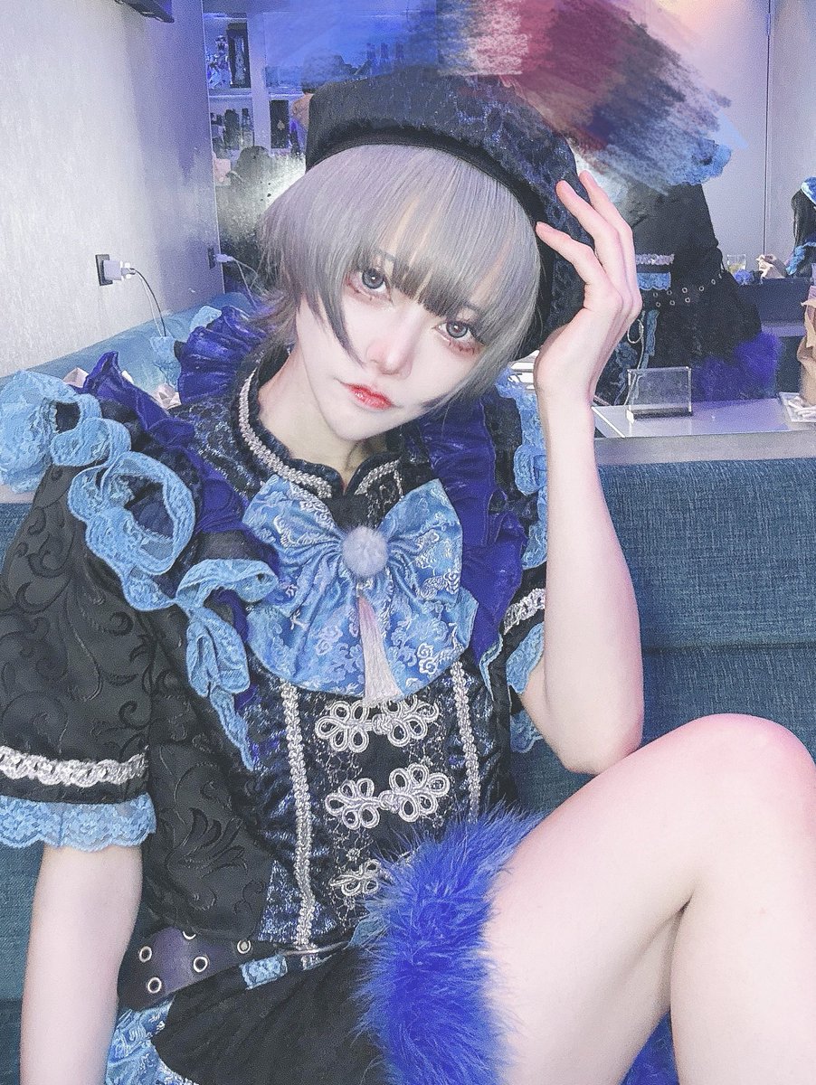 hapi_machina's tweet image. B4BYCR4SHさんのレセプションお邪魔してきました🩵💙衣装かわいかった🪽

#B4BYCR4SH
