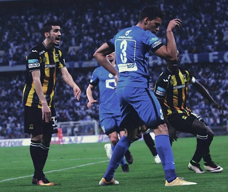 rwivi8's tweet image. على وقتهم الاتحادي كان يطفي التلفزيون بالدقيقة 60