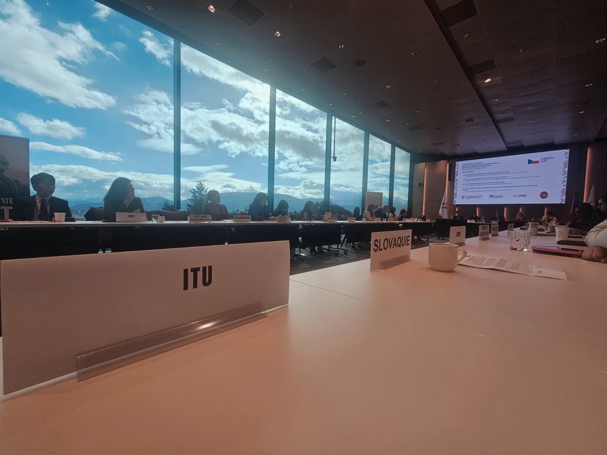 ITUEurope's tweet photo. TODAY: @ITUEurope spoke at Early Warning &amp; Local Action dialogue hosted by @CZMissionGeneva, @ThaimissionGeneva, @IFRC &amp; @UNDRR — exploring how technology &amp; governance can drive community resilience 

With 🇨🇿 @ITU works on national EWs capacities in Europe, incl. 🇲🇪 🇲🇩 🇬🇪 https://t.co/DITVKaYAv5
