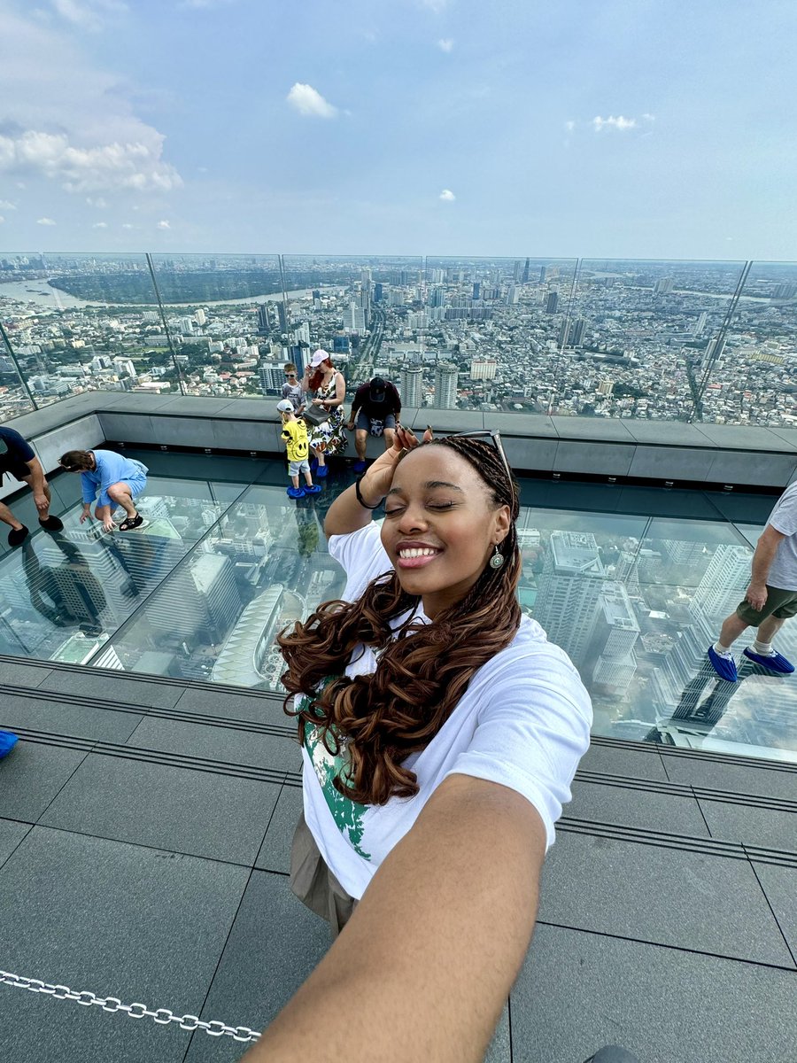 afrogospefiesta's tweet photo. Hope you're having a blissful Friday. Any question for @therealnwando 🎶🇳🇬.

📸: Courtesy. 

#AfroGospelFiesta #AfrogospelAllDayLong #Afrogospel #Nwando https://t.co/5m9YOXoJFs