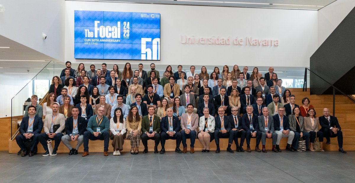ClinicaNavarra's tweet image. 📢 Gracias a todos los profesionales que han hecho posible #TheFocal, primer congreso en España sobre #TerapiaFocal del #CáncerDePróstata.

Expertos de todo el mundo han compartido avances, experiencia clínica y cirugías en directo.