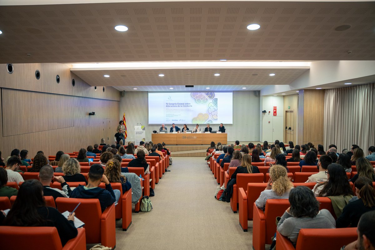 ajmanresa's tweet photo. 👥 Aquest matí s'ha inaugurat el 7è Congrés Estatal sobre Alteracions de la Conducta

👉 Amb l'objectiu de dotar als assistents d'estratègies preventives en l’abordatge dels trastorns de conducta en la discapacitat intel·lectual al llarg de la vida https://t.co/cEkKpAc2hF