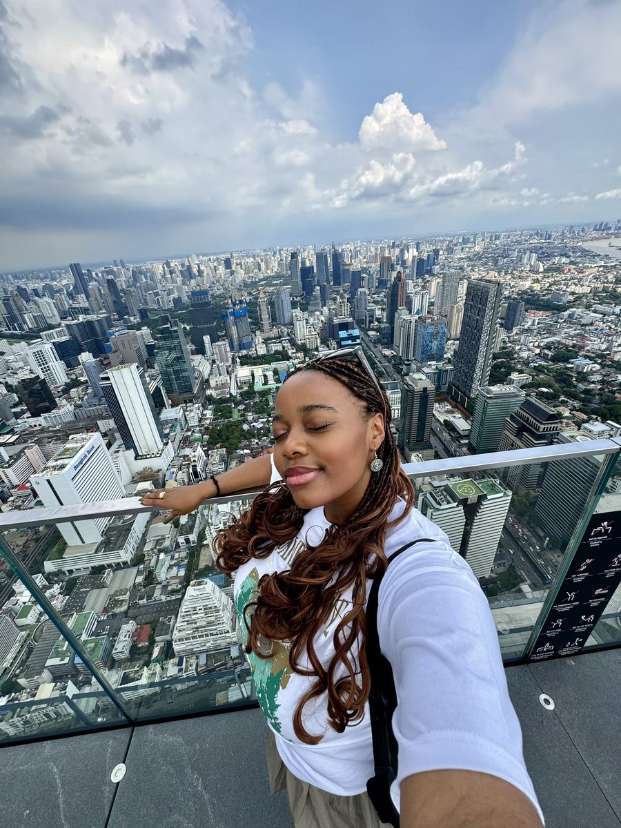 afrogospefiesta's tweet photo. Hope you're having a blissful Friday. Any question for @therealnwando 🎶🇳🇬.

📸: Courtesy. 

#AfroGospelFiesta #AfrogospelAllDayLong #Afrogospel #Nwando https://t.co/5m9YOXoJFs