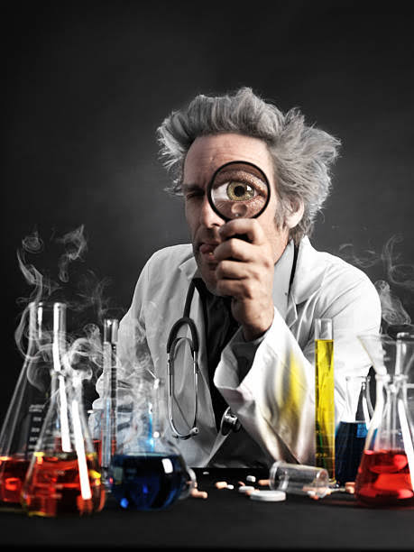 Aklı başında biri ara sıra benim profili kontrol edip çok sert yazdığım yerlerde beni uyarabilir mi, malûmunuz bu ülkede yaşıyoruz. Sosyal medyada fazla sertleşmek ayrı bir problem 🤪