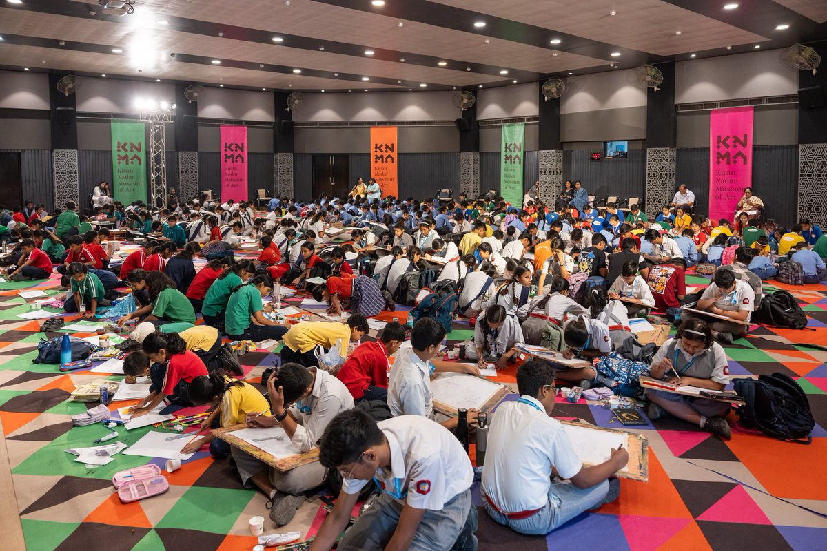 NWWA_INDIANNAVY's tweet photo. 9 schools. 300 students. Boundless creativity!
Varunika Naval Auditorium buzzed with energy on 15 Oct 25 as the @KNMAIndia #ArtBattle showcased young talents from @IN_NCSDelhi & others. Mrs. Shashi Tripathi, President #NWWA, felicitated the winners.
#AnchoringLives https://t.co/97XNO1c7XO