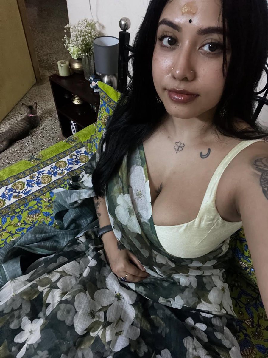 Yajnaseni25's tweet photo. ☘️
#bhaidooj #2k25 #TradingView #desi #bongotrends #yajnaseni
https://t.co/pDvrISJStt https://t.co/vTgtZ9DcNG