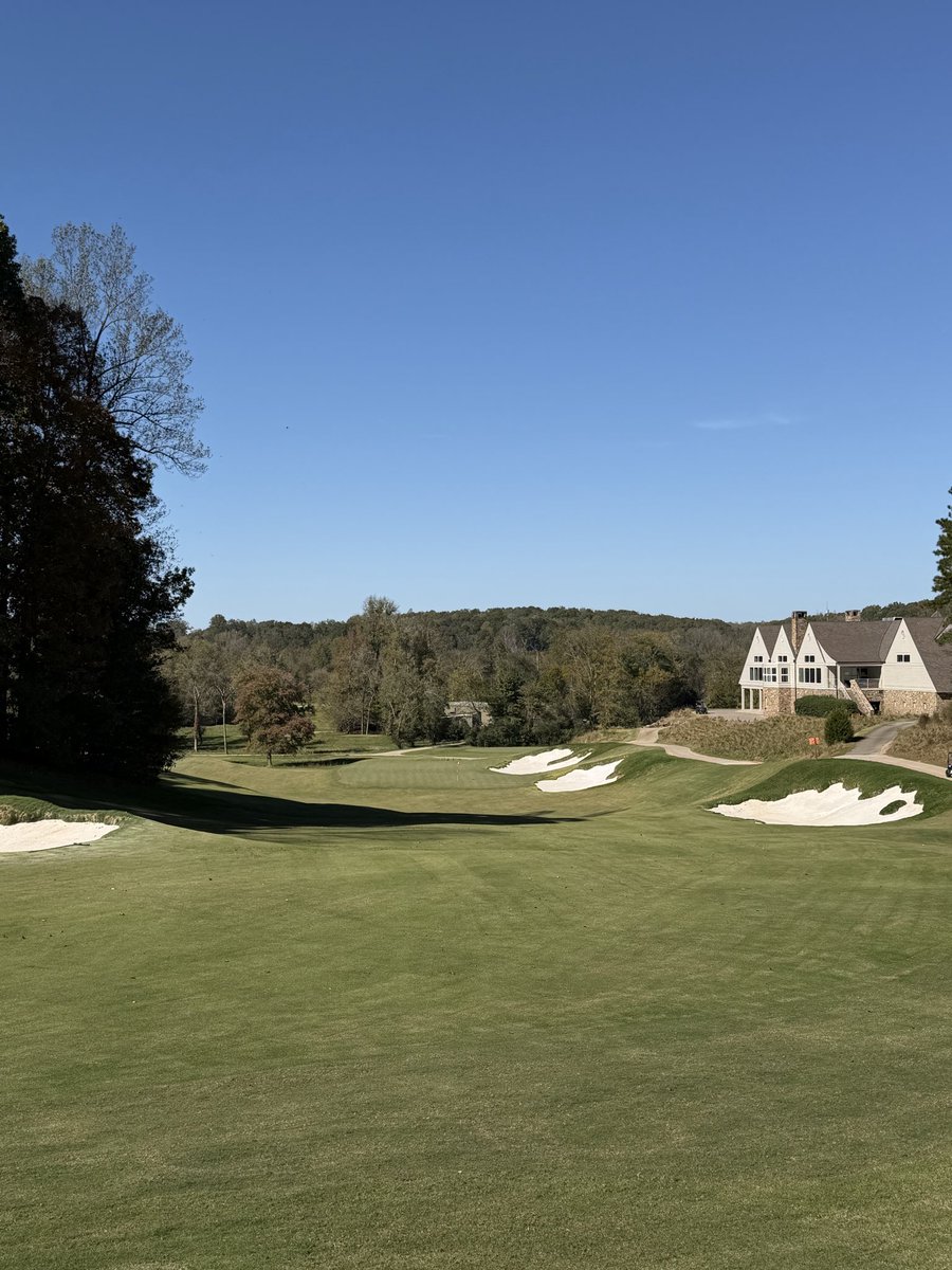 cicioCASTRO's tweet image. Settindown is BACK. It’s hard to take something that is already very good and well loved and make it better - but Tyler Rae did it.