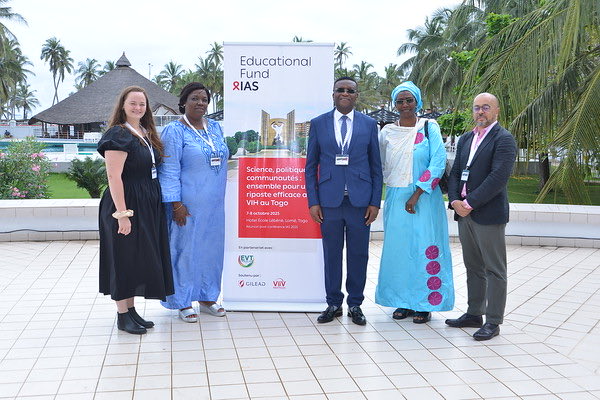 manzengoc's tweet photo. WHO technical support to the International AIDS Society Éducation Fund session in Togo, 7-8 October 2025.

Good opportunity to discuss on science, politics and communities.

Let’s convert science in politics and politics in lives. https://t.co/q6iF2fQwEV