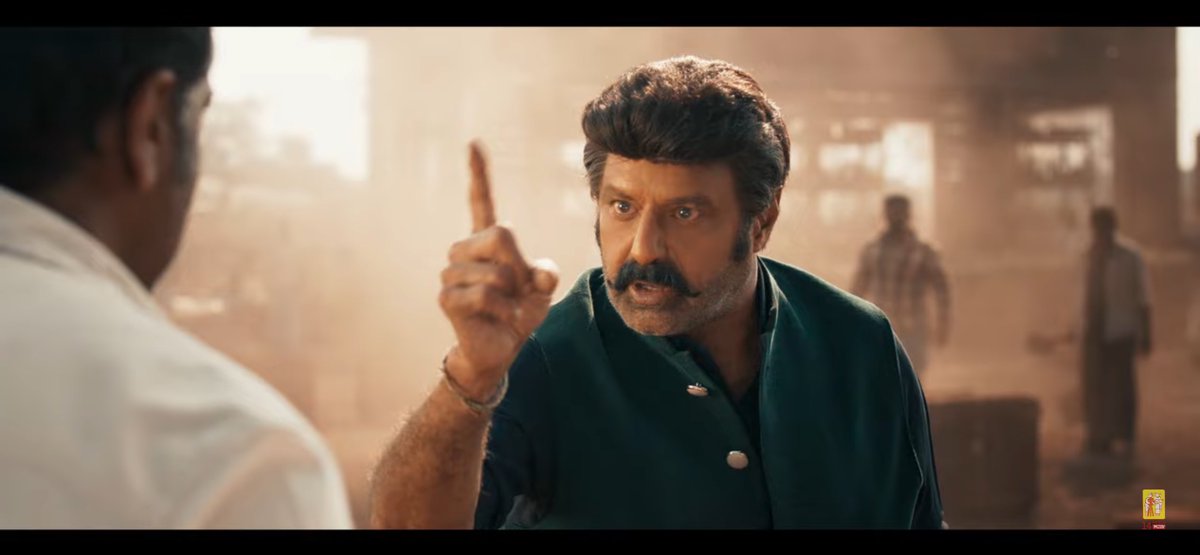 iam_Tharani's tweet image. Sounda Control' ல வச்சுக்க
எந்த Sound'க்கு சிரிப்பேன்? எந்த Sound'க்கு வெட்டுவென்னு எனக்கே தெரியாது. உன்னால நினைச்சு கூட பாக்க முடியாது 🔥🔱 Jai Balayya..🔥
#Akhanda2 - ROAR out now ⚡️
youtu.be/hzqeKElMd8Q