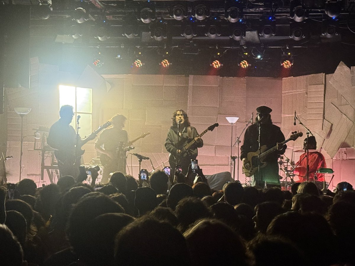 No salir de aquí 🖤