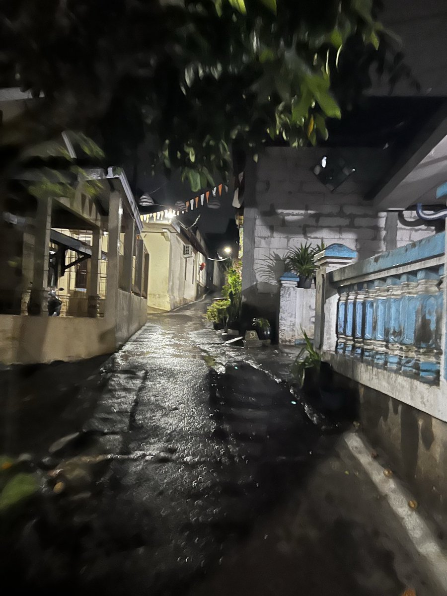 █▬█ █ ▀█▀ tweet media