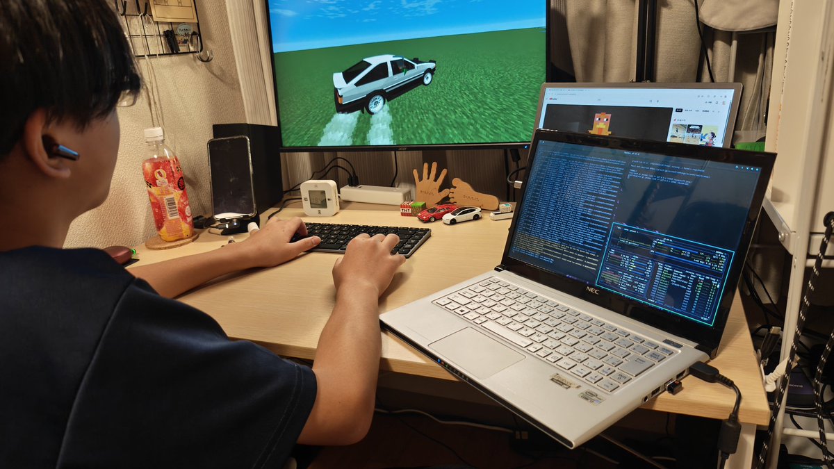 monoooki's tweet image. My 14yo son tried to run a Minecraft server on a Pi 4 but couldn’t.
I gave him a 2014 NEC laptop with Omarchy.
Now he’s hosting it — playing Minecraft with friends after school.

Thanks @dhh for giving old hardware new life.

#Omarchy