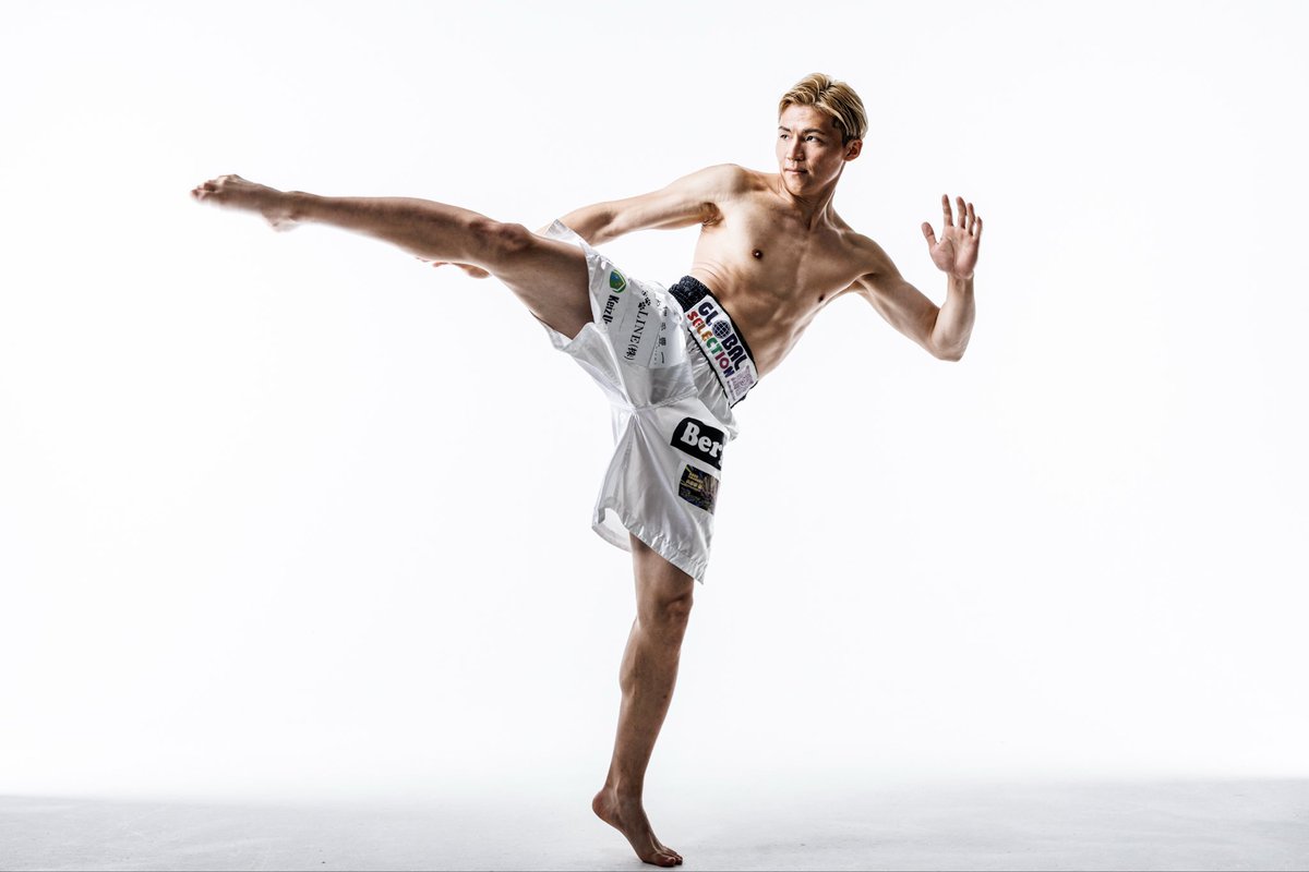 avicii0325's tweet image. バチくそかっこいい写真撮ってもらった
強さもビジュアルも極めて行く！
次の試合楽しみだ！！

#川野写真館 #risewest #翔真