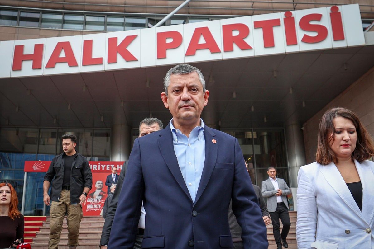 Genel Başkanımız Özgür Özel, Genel Merkezimizde basın mensuplarının gündeme dair sorularını yanıtladı.