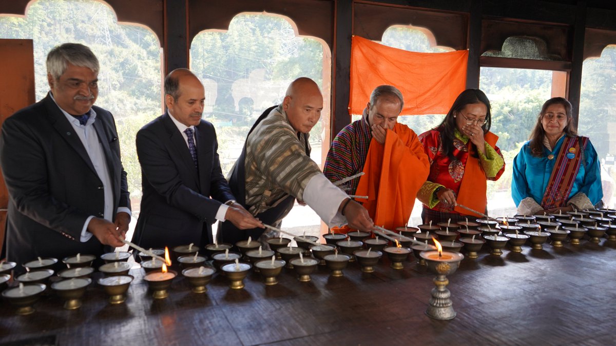 UN agencies came together to celebrate United Nations Day #UN80 

WFP Bhutan welcomed new members and offered butter lamps with government officials and partners. We remain motivated to fulfilling UN's promise of bridging continents and inspiring generations. 

Happy World UN Day