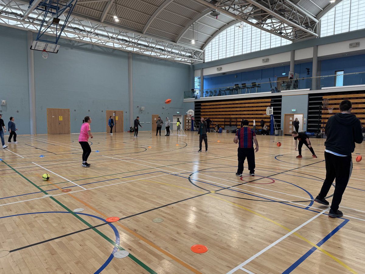 noel devlin tweet media