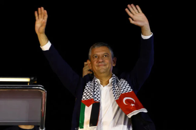 intl_source's tweet image. #Turkey #judicialindependence #MiddleEast
Turkish courts dismiss corruption charges against opposition leader, sparking debate over judicial independence and political power.
intlsource.net/en/public/arti…