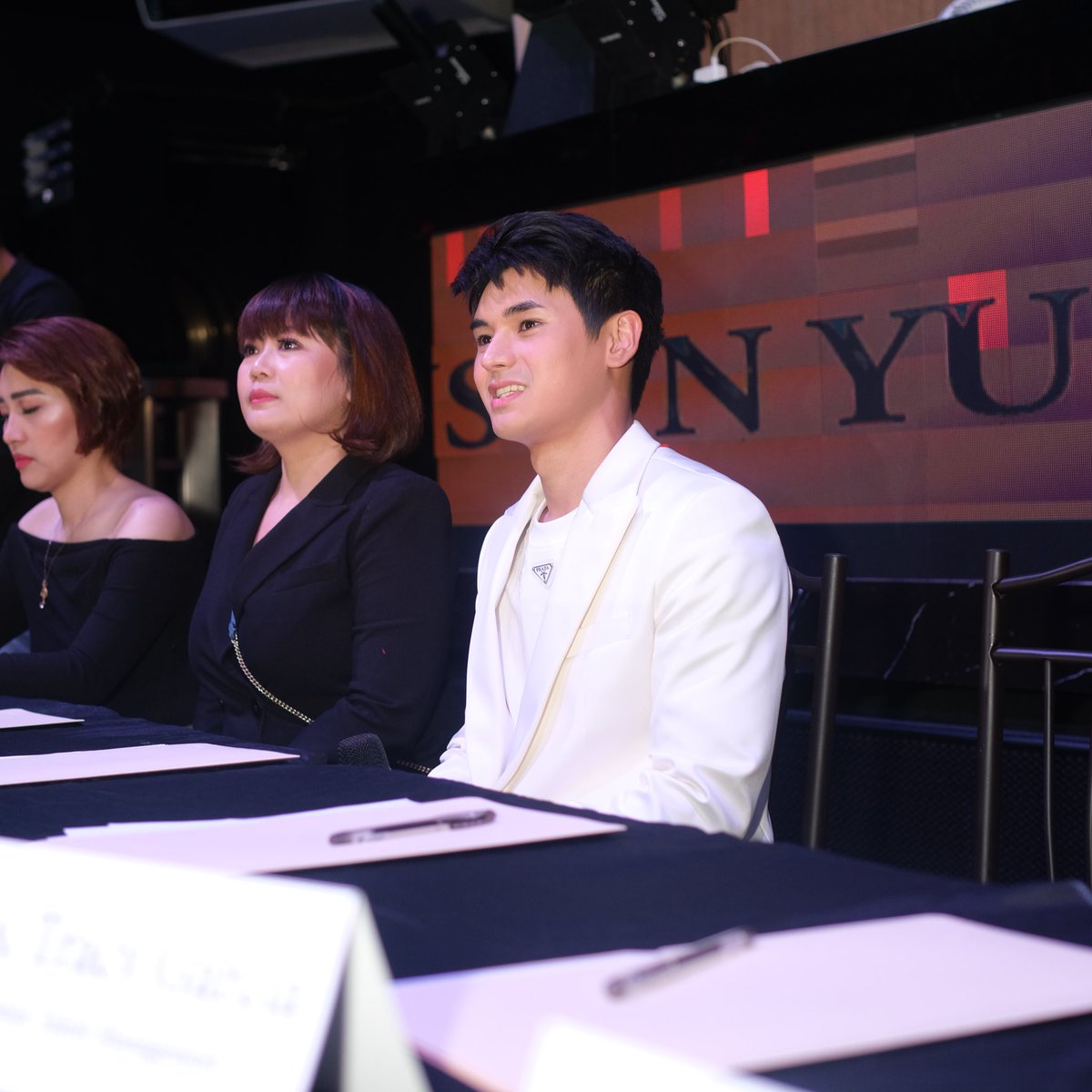 Sparkle GMA Artist Center tweet media