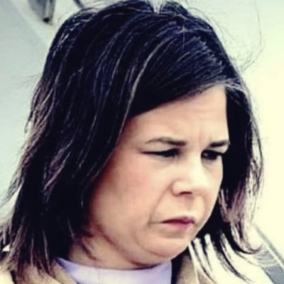 Riesenglück für das Maas-Männchen und die Sprachgestörte, whatafool als Nachfolge bekommen zu haben. Damit bleibt die Kontinuität der Unfähigkeit straff bewahrt. 👌