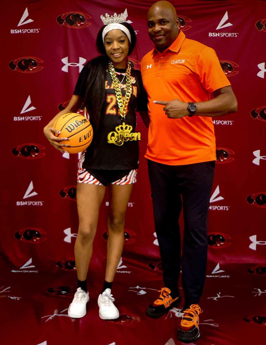 SimoneJ233's tweet image. Go panthers??❤️🧡 Thank you Coach T and Coach Mike for having me back on campus for an amazing visit!! #officialvisit  @ClaflinWBB @DannyGarrett75 
@palmetto76erawe 
@RidgeViewWBB 
@JeromeFleetwood 
@BWally33 @CoachCRobinson