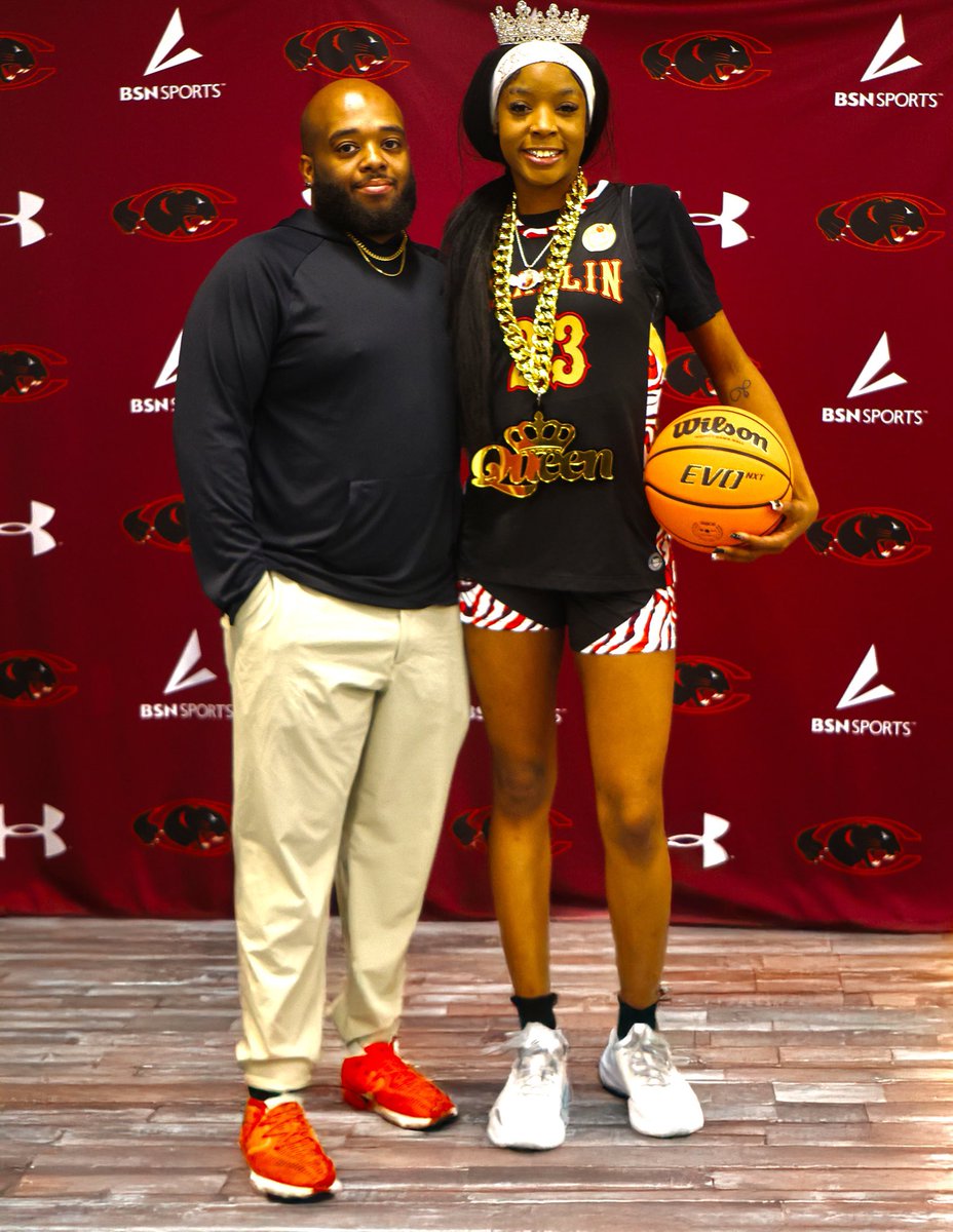 SimoneJ233's tweet image. Go panthers??❤️🧡 Thank you Coach T and Coach Mike for having me back on campus for an amazing visit!! #officialvisit  @ClaflinWBB @DannyGarrett75 
@palmetto76erawe 
@RidgeViewWBB 
@JeromeFleetwood 
@BWally33 @CoachCRobinson