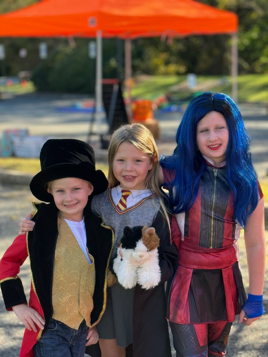 🎃 Our Fave Halloween Traditions + More - mailchi.mp/alexandriastyl…